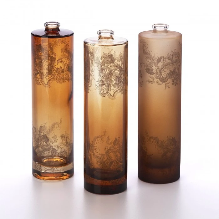 Organic Spray gradients with Organic Chromography in very fine lace detail