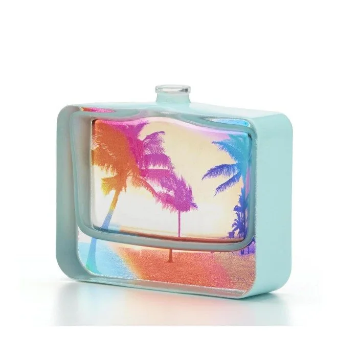 Masked clear front and back panel with solid Organic Spray all round the edges of the bottle. Four-color Digital Printing on back panel to the edges